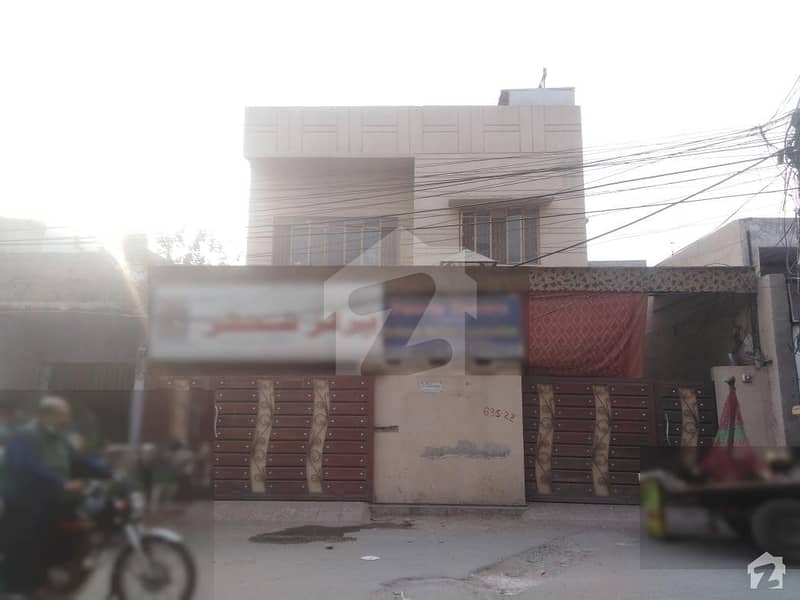سمن آباد لاہور میں 4 کمروں کا 12 مرلہ مکان 3.6 کروڑ میں برائے فروخت۔