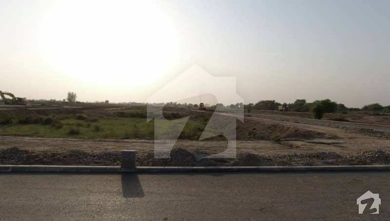 Lda City Lahore 1 Kanal Residential Plot Is Available For Sale In D Block 75 Feet Road