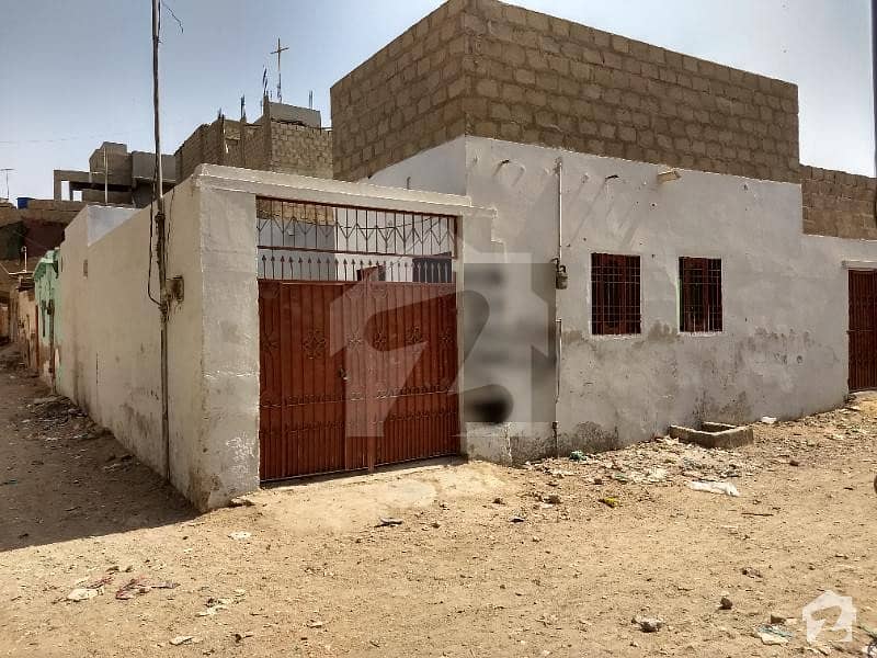 1620  Square Feet House Ideally Situated In Bin Qasim Town