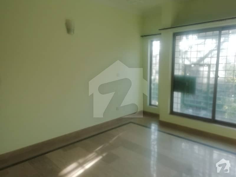 1 Kanal 3Bedrooms Ground Portion For Rent