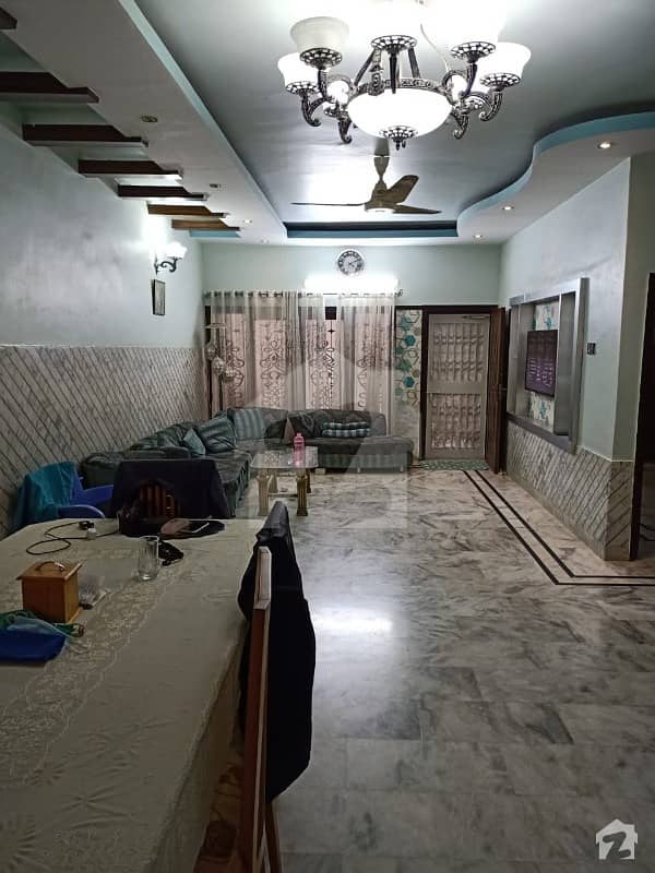 نارتھ ناظم آباد ۔ بلاک ایل نارتھ ناظم آباد کراچی میں 4 کمروں کا 9 مرلہ مکان 3.5 کروڑ میں برائے فروخت۔