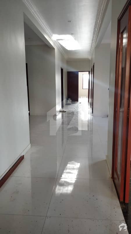 Old 400 Square Yards House For Sale In North Nazimabad