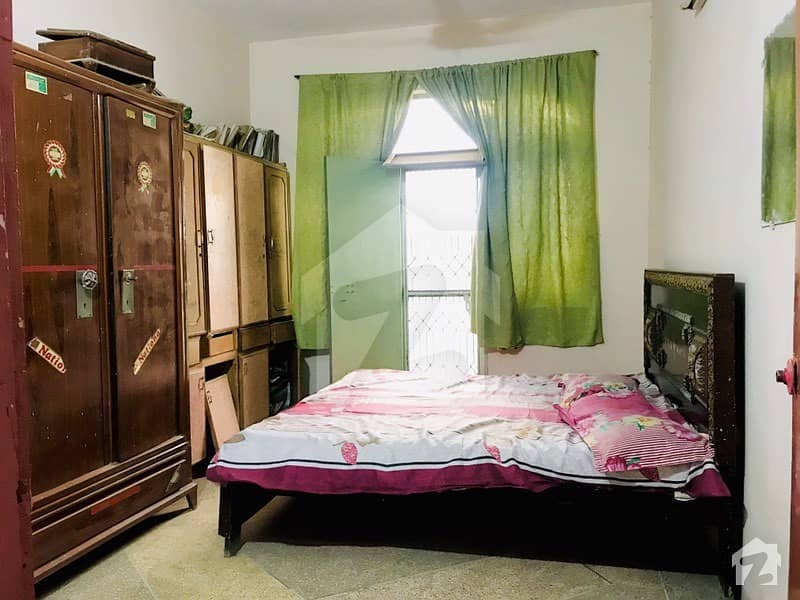 شاہدرہ لاہور میں 5 کمروں کا 5 مرلہ مکان 38 ہزار میں کرایہ پر دستیاب ہے۔