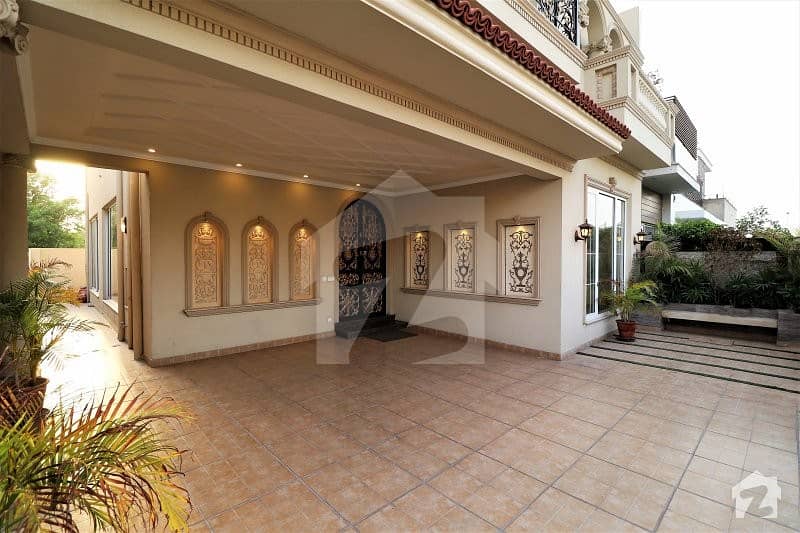 10 Marla Outclass Spanish House At Very Reasonable Price Near Commercial Market
