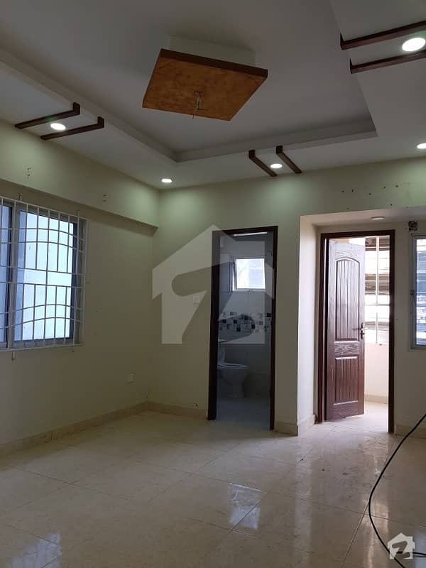 1100  Square Feet Flat In Scheme 33 For Sale