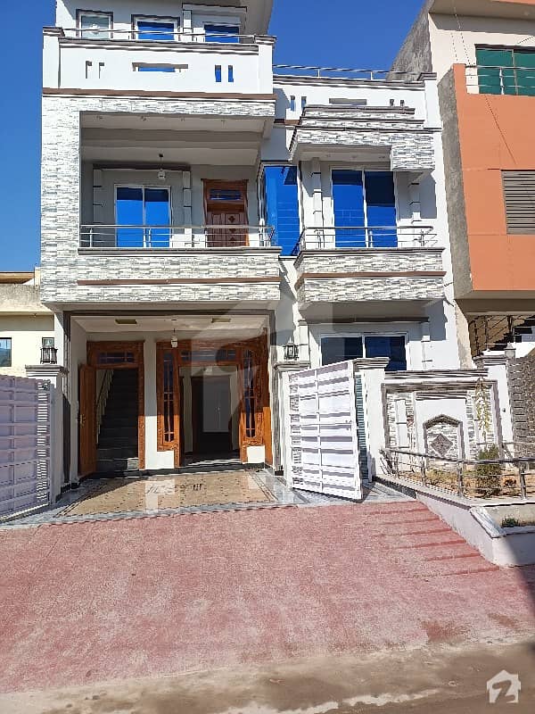 25x40 Brand New House For Sale In G. 13/1