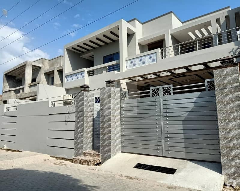 10 Marla House Up For Sale In Asghar Town