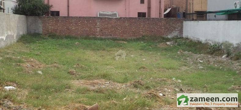 ڈی ایچ اے فیز 5 - بلاک کے فیز 5 ڈیفنس (ڈی ایچ اے) لاہور میں 10 مرلہ رہائشی پلاٹ 1.75 کروڑ میں برائے فروخت۔