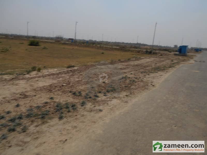 1 kanal plot for sale in dha phase 8 block v plot#547 damand=185 lac