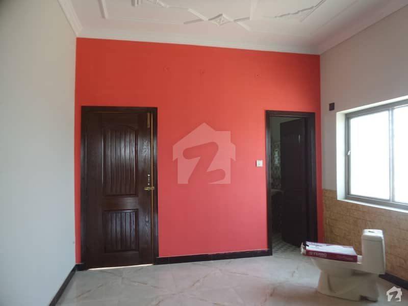 اڈیالہ روڈ راولپنڈی میں 3 کمروں کا 10 مرلہ مکان 25 ہزار میں کرایہ پر دستیاب ہے۔