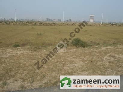1 kanal plot for sale in dha phase 8 park view block b plot#153 damand=155 lac