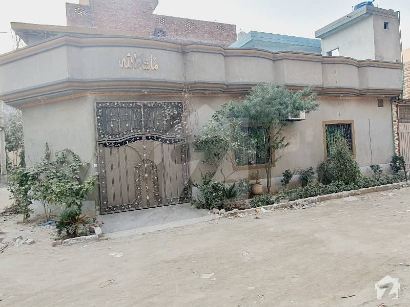 رحمت کالونی لاہور میں 3 کمروں کا 5 مرلہ مکان 1.1 کروڑ میں برائے فروخت۔