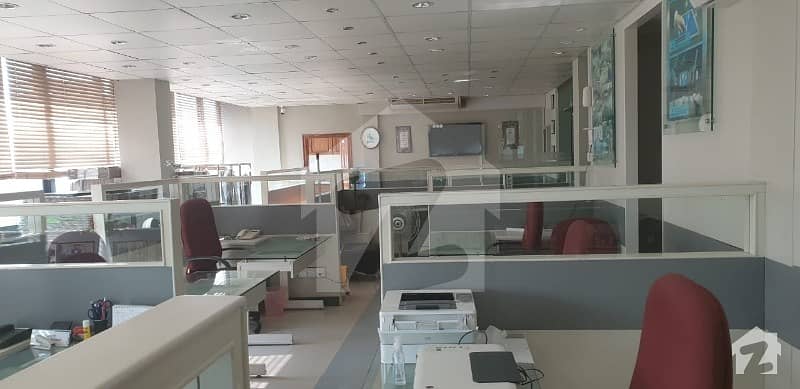 Realty Network Offer 3600 Sq Feet Office Blue Area