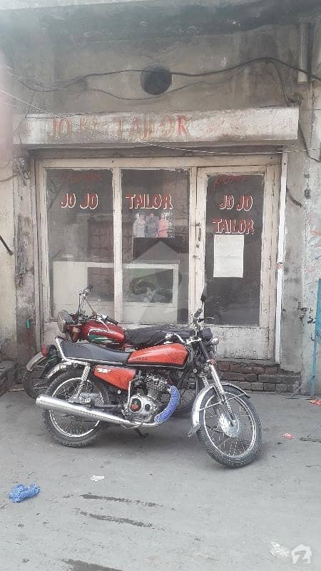 Gorgeous 110  Square Feet Shop For Sale Available In Angoori Bagh