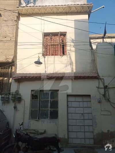 بفر زون - سیکٹر 16-A / 4 بفر زون نارتھ کراچی کراچی میں 4 کمروں کا 2 مرلہ مکان 55 لاکھ میں برائے فروخت۔