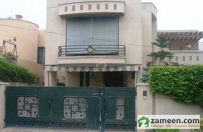 10 Marla House For Rent In DHA Phase 4 - Rent 75 Thousand