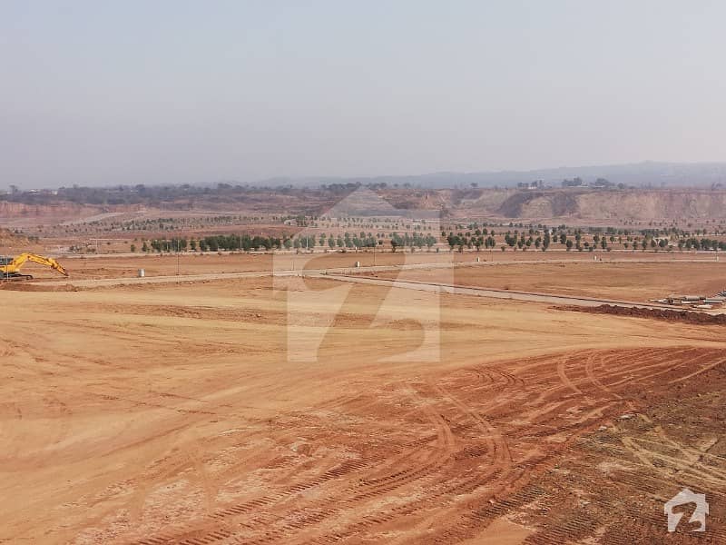 Dha Valley 8 Marla Plot In Daffodil Sector Main Boulavard Road Open