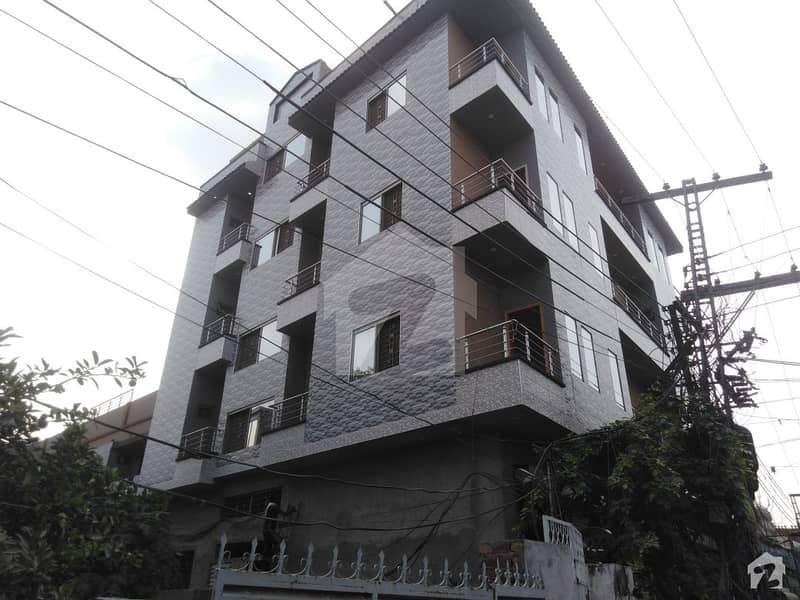 Perfect 3 Marla Flat In Samanabad For Sale