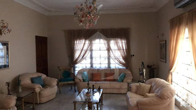 Dha Karachi Phase 2 160 Yards Owner Build Independent Bungalow 3 Bedroom For Sale