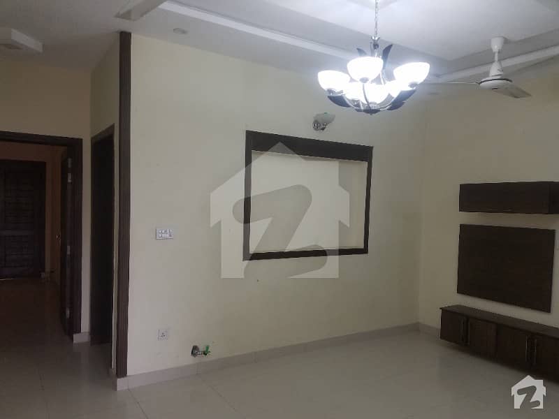 8 Marla Beautiful Portion Available For Rent In Reasonable Price