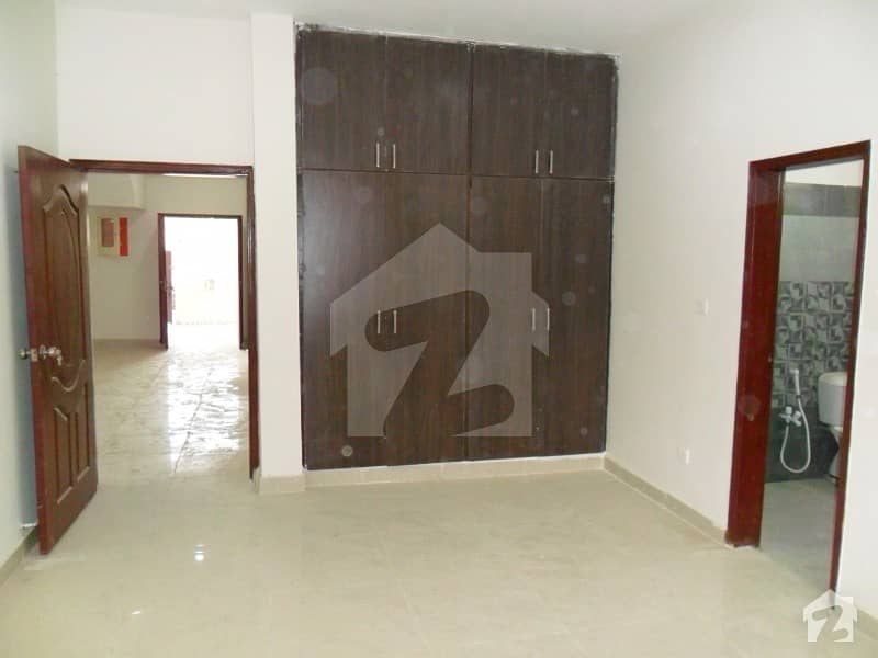 نیوی ہاؤسنگ سکیم کارساز - فیز 2 نیوی ہاؤسنگ سکیم کارساز کراچی میں 5 کمروں کا 14 مرلہ مکان 9 کروڑ میں برائے فروخت۔