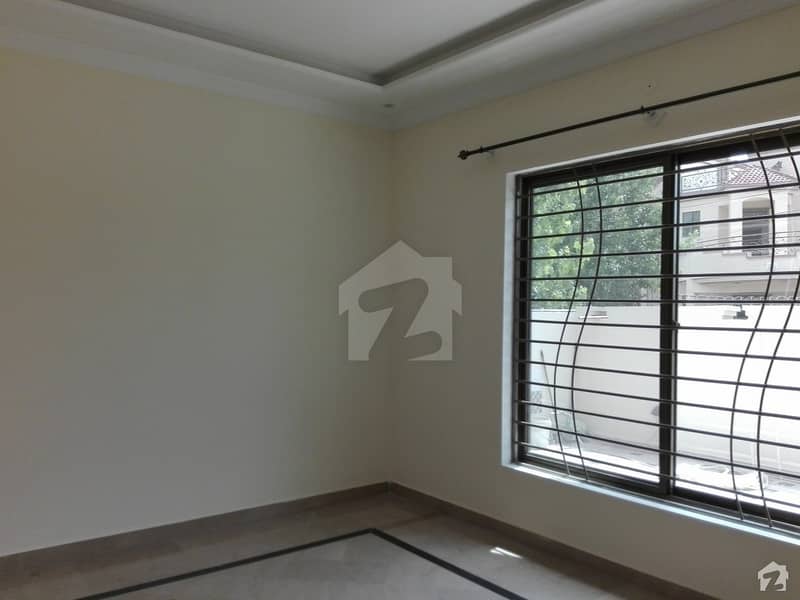 1 Kanal Upper Portion For Rent In Pakistan Town