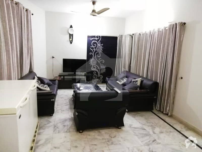 واپڈا ٹاؤن لاہور میں 5 کمروں کا 1 کنال مکان 3.55 کروڑ میں برائے فروخت۔