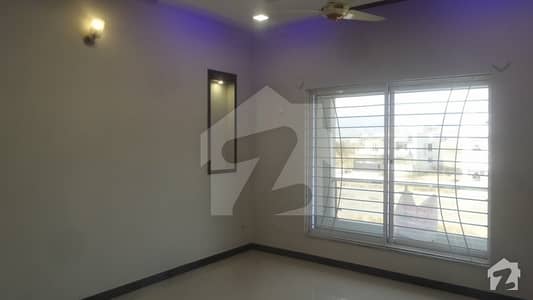 8 Marla Upper Portion In E-11 For Rent