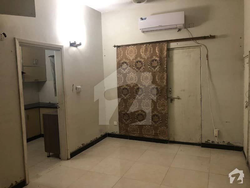 G114 E Type 3rd Floor Renovated Flat For Sale