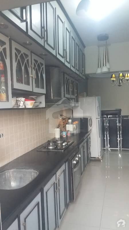 2 Bedroom Dd With Lift West Open Well Maintain Building Family Environment