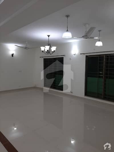 10 Marla 3 Bed Facing Park Corner House Available For Sale In Askari 11 Sector B 10 Marla 3 Bed Facing Park Corner House Available For Sale In Askari 11 Sector B
