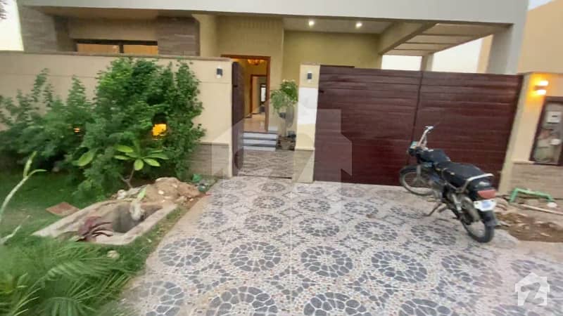 272 Sq Yard Luxury Villa For Sale In Precinct8 Bahria Town Karachi