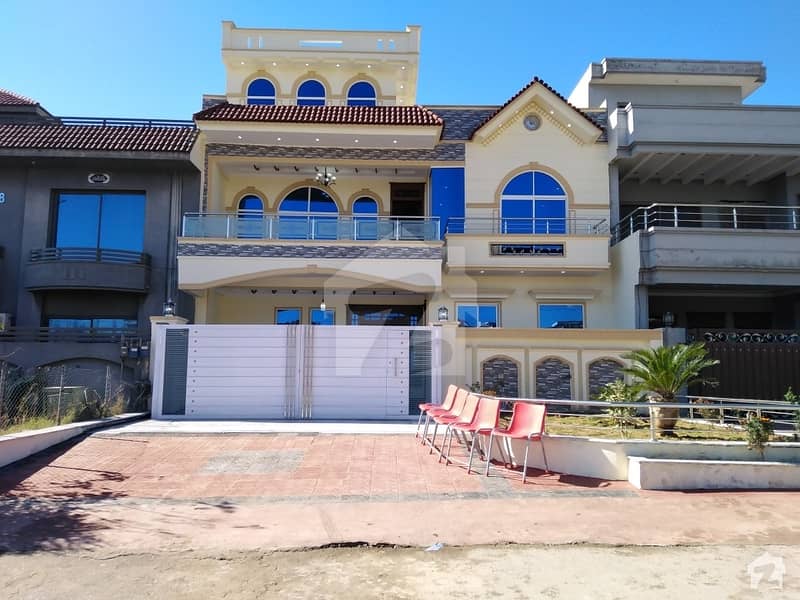272 Square Yard Brand New House For Sale In G-13 Islamabad