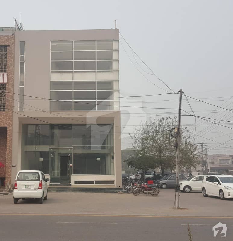 Corner 8 Marla Plaza With Lift For Rent In Dha Phase 4 Lahore