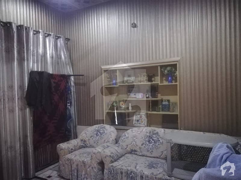 وسسن پورہ سکیم نمبر 2 لاہور میں 4 کمروں کا 4 مرلہ مکان 1.15 کروڑ میں برائے فروخت۔