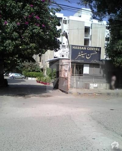 In Gulshan-E-Iqbal Town Flat Sized 1750  Square Feet For Sale