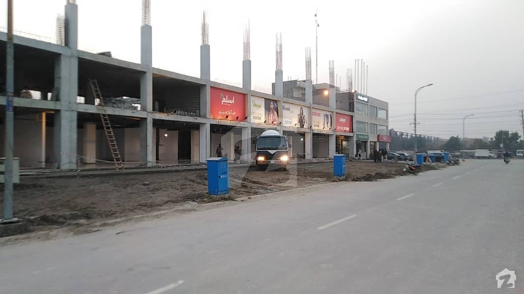 بحریہ آرچرڈ فیز 4 بحریہ آرچرڈ لاہور میں 0.44 مرلہ دکان 17 لاکھ میں برائے فروخت۔