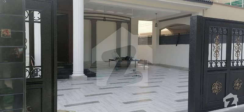 Brand New 1 Kanal Basement Bungalow For Rent In Dha Phase 5 Lahore