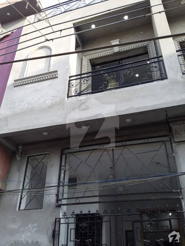 In Dha Defence 450  Square Feet House For Sale