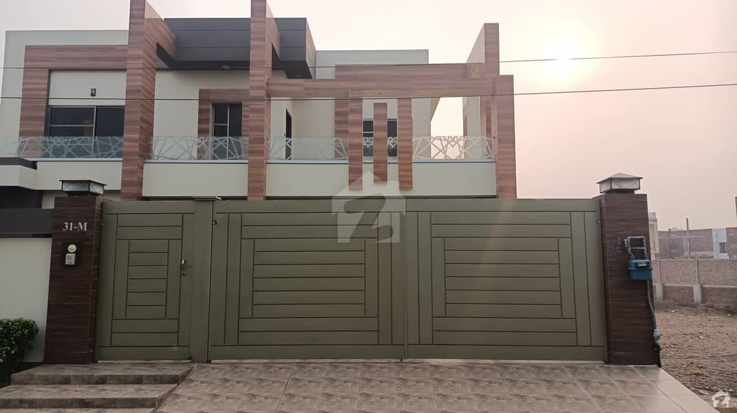 House In Wapda Town Sized 1 Kanal Is Available