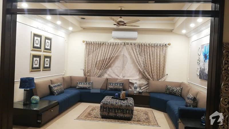گارڈن ٹاؤن لاہور میں 6 کمروں کا 1 کنال مکان 6 کروڑ میں برائے فروخت۔