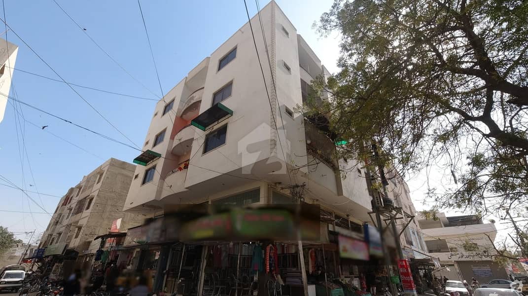 گلشنِ معمار - سیکٹر زیڈ گلشنِ معمار گداپ ٹاؤن کراچی میں 3 کمروں کا 6 مرلہ فلیٹ 68 لاکھ میں برائے فروخت۔