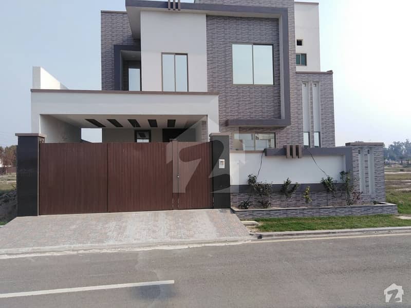 10 Marla House Is Available For Sale 10 Marla House Is Available For Sale