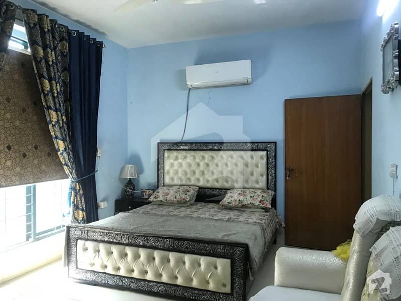 جوہر ٹاؤن فیز 1 - بلاک بی2 جوہر ٹاؤن فیز 1 جوہر ٹاؤن لاہور میں 4 کمروں کا 7 مرلہ مکان 1.95 کروڑ میں برائے فروخت۔