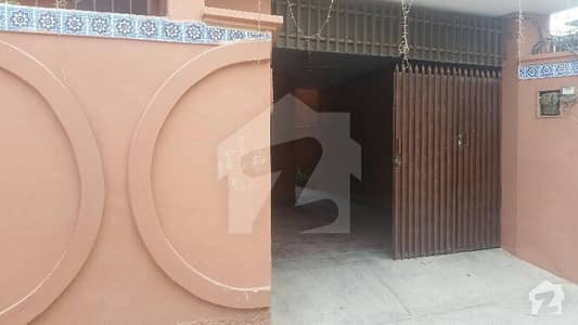 2250  Square Feet House Ideally Situated In Katchery Chowk