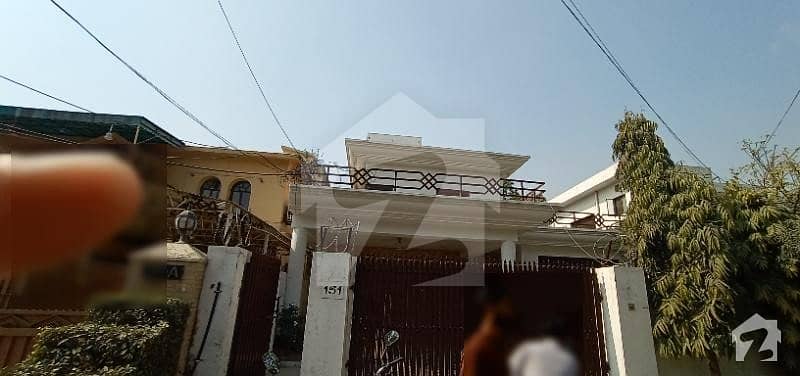 Commercial House For Rent 1 Kanal