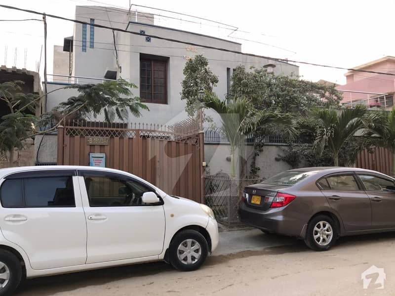 400 Sq Yards Ground  1 Bungalow For Sale In Jauhar VIP Block 3