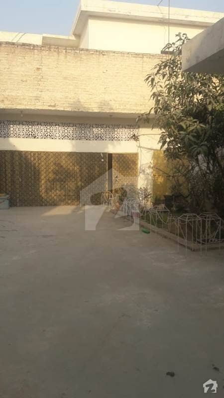Beautiful 5 Bedroom Single Family Home In Jinnah Town
