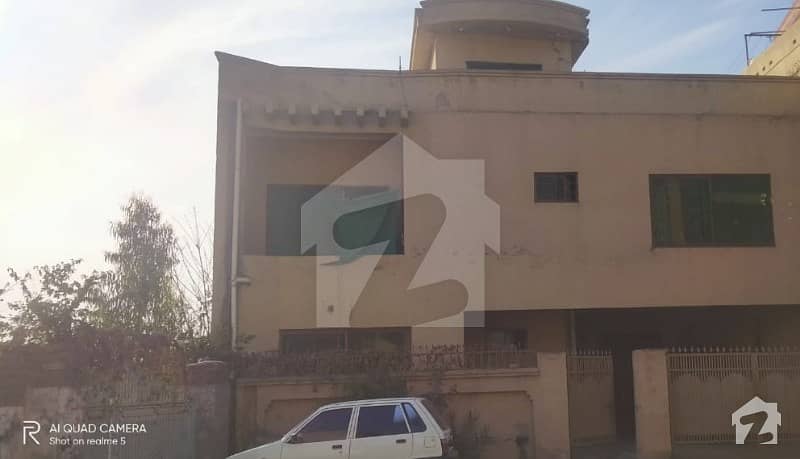 گلریز ہاؤسنگ سوسائٹی فیز 2 گلریز ہاؤسنگ سکیم راولپنڈی میں 8 کمروں کا 12 مرلہ مکان 1.65 کروڑ میں برائے فروخت۔