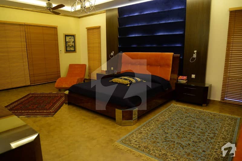 1 Kanal Luxury Beautiful House For Rent